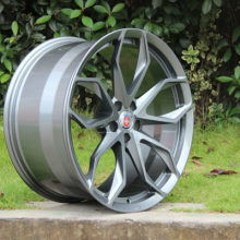 丹陽市中裕輪轂廠 專業(yè)生產(chǎn)輪轂與交通燈具，品質(zhì)卓越